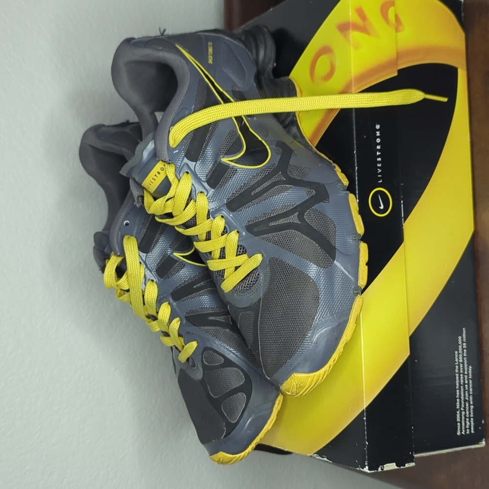 Nike Shox Turbo 13 Livestrong (read description)